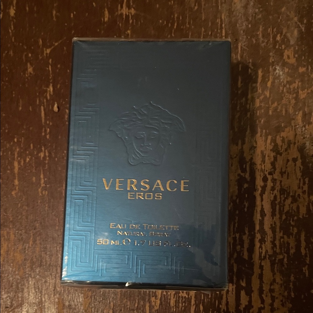 Father’s Day gift Versace Eros Blue and Gold Packaging